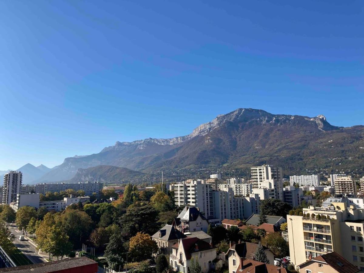Appartement 2 Terrasses vue à 360 sur les montagnes à Grenoble Extérieur photo